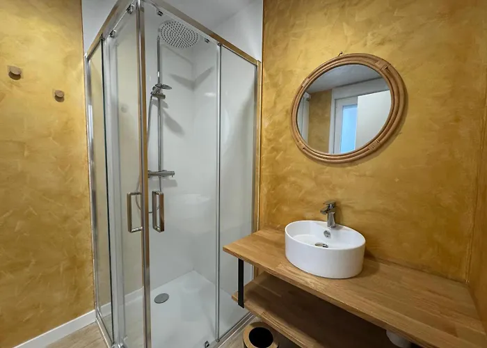 Oak - Oakplaces Leon